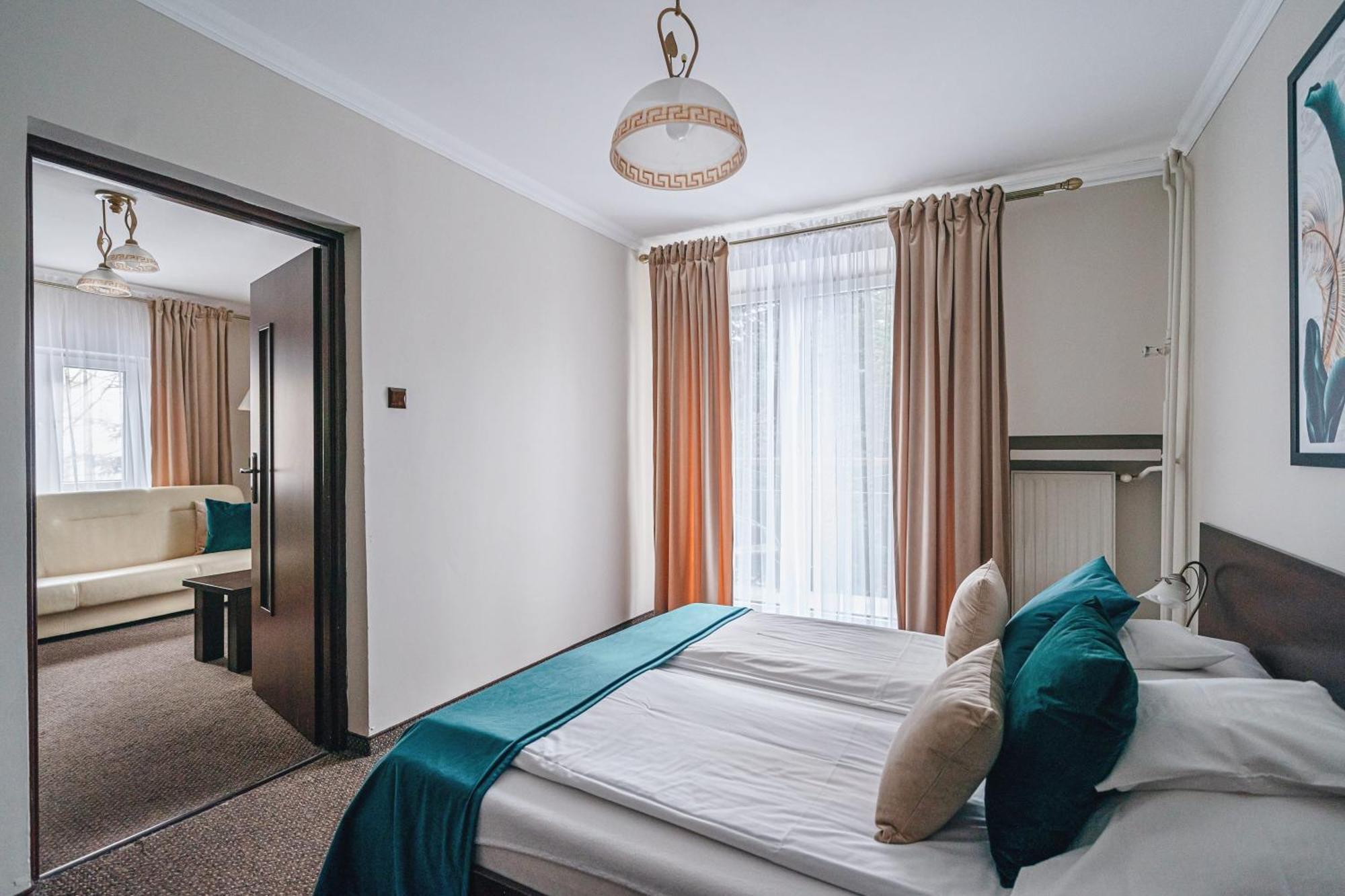 Hotel Ow Jaskolka Zakopane Esterno foto