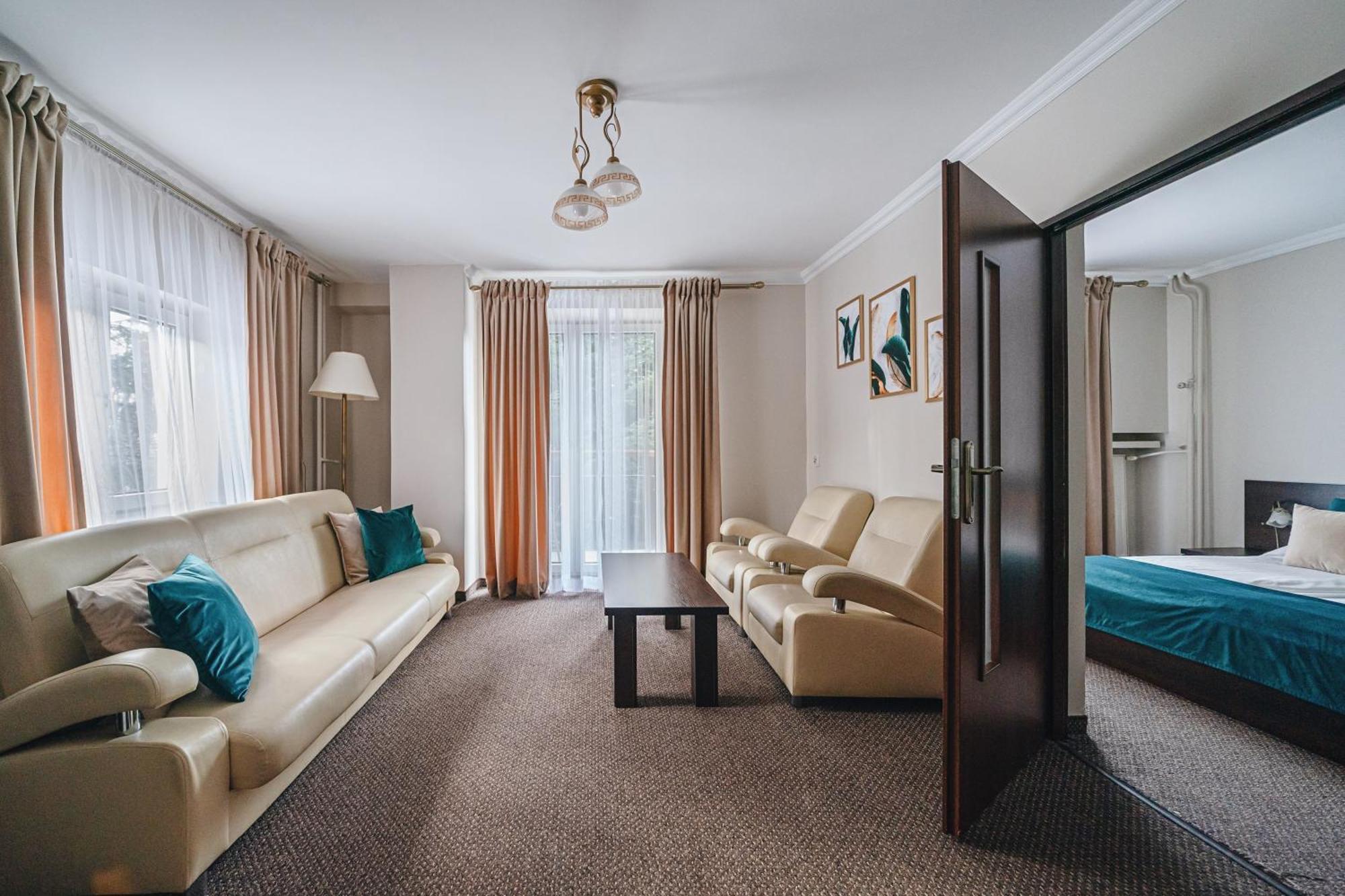 Hotel Ow Jaskolka Zakopane Esterno foto
