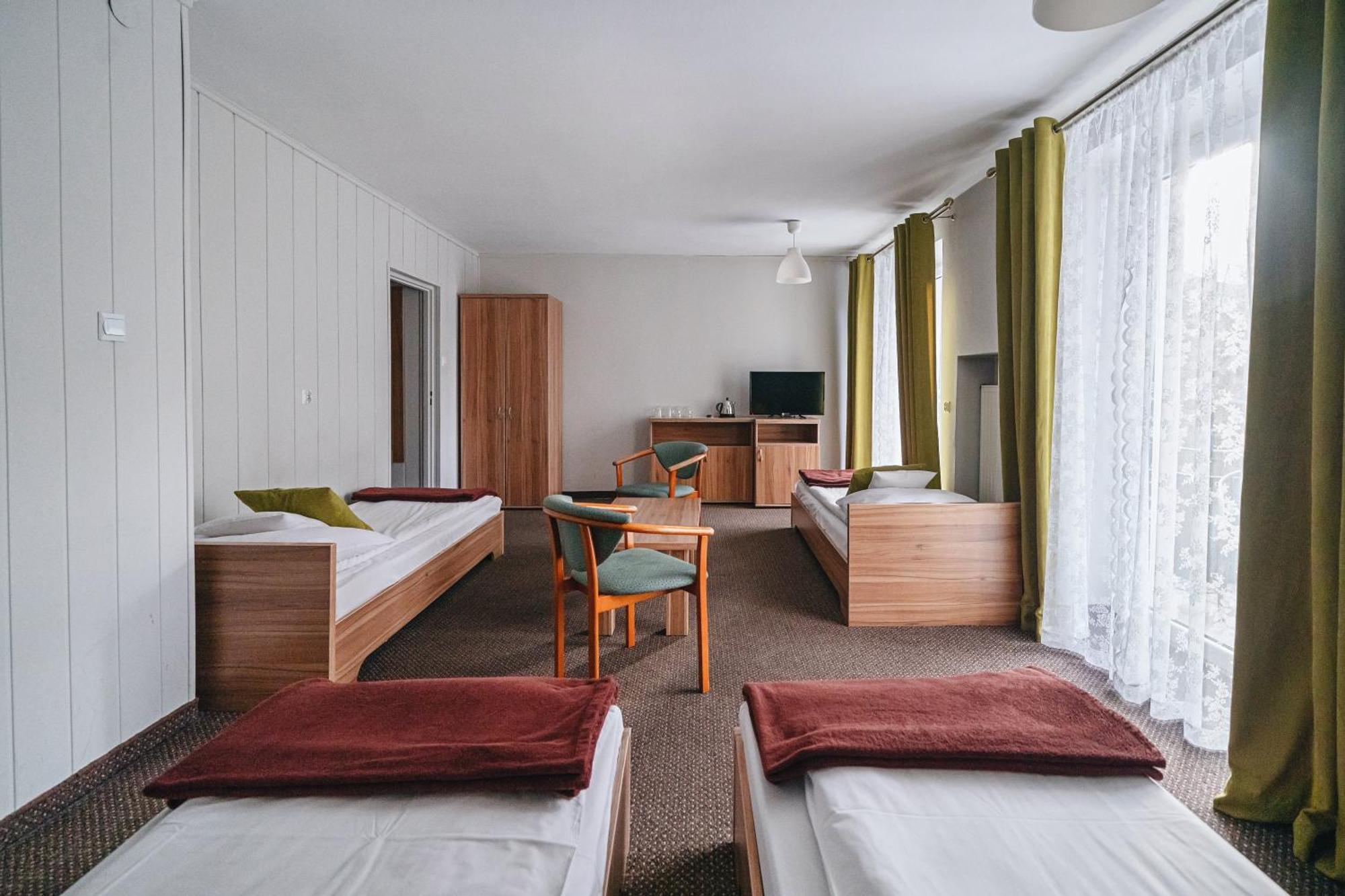 Hotel Ow Jaskolka Zakopane Esterno foto